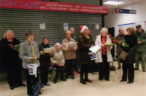 2015-carols-at-leigh-station001